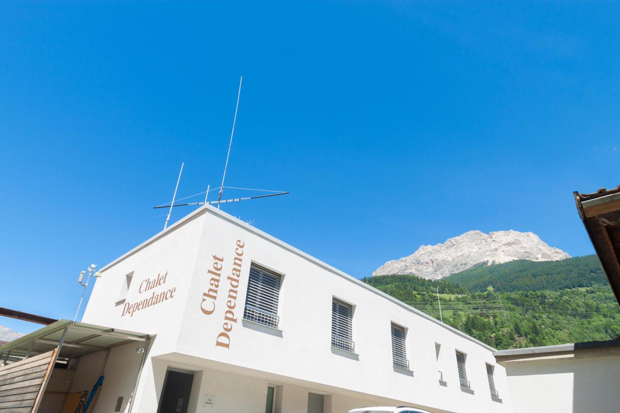 Ristorante Pensione Chalet Stazione Poschiavo Ngoại thất bức ảnh